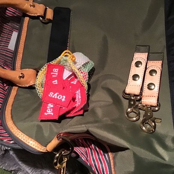 DANZO ‘RETRO KHAKI GREEN NYLON WITH BEIGE VACHETTA HANDLES & TRIMS  BABY BAG - Picture 15 of 16